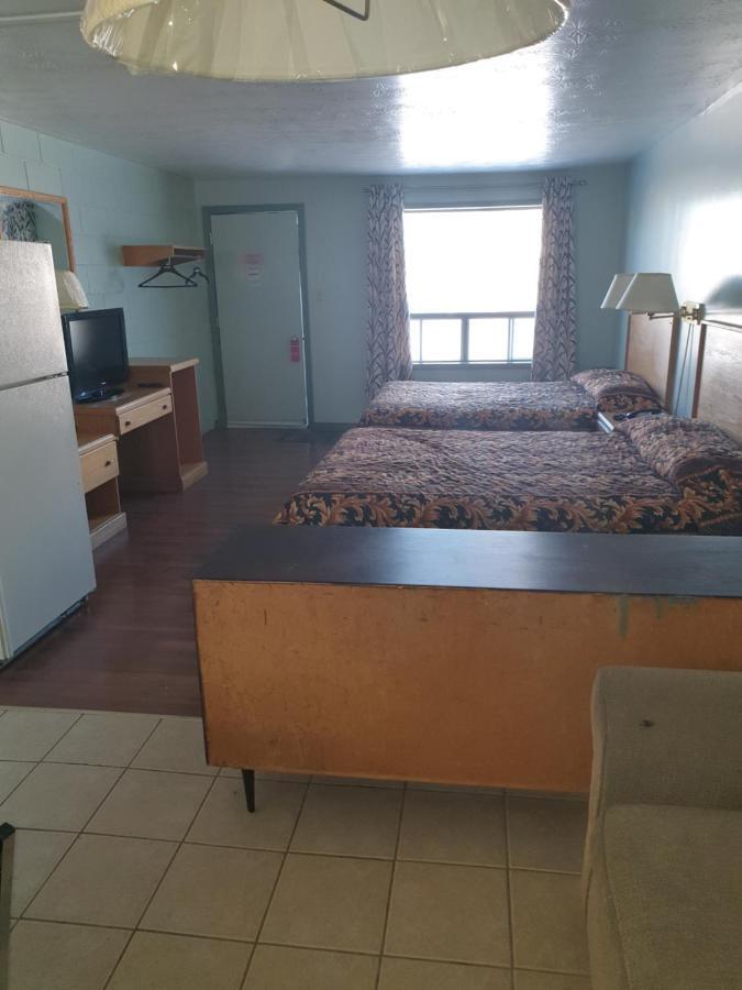 Chimo Motel Cochrane Kültér fotó