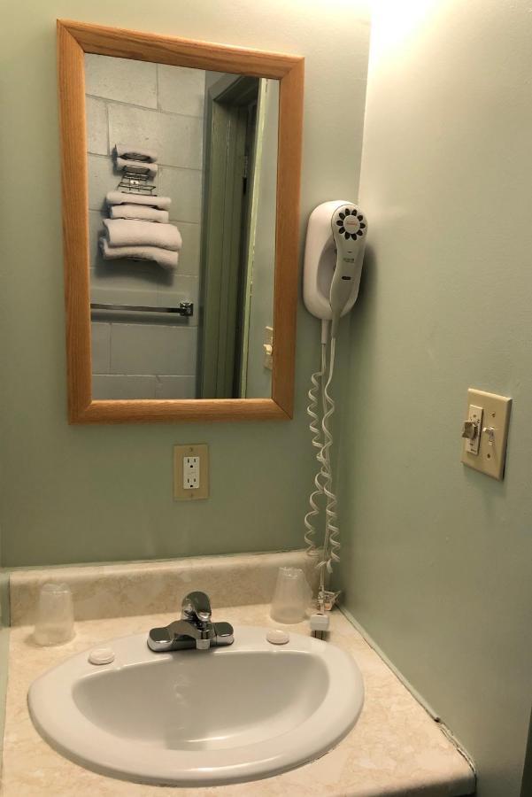 Chimo Motel Cochrane Kültér fotó