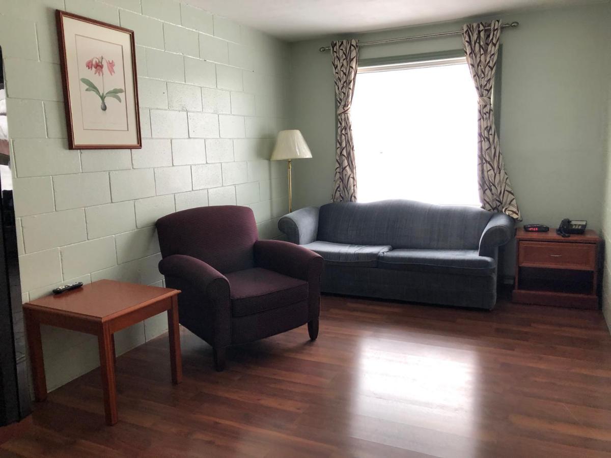 Chimo Motel Cochrane Kültér fotó