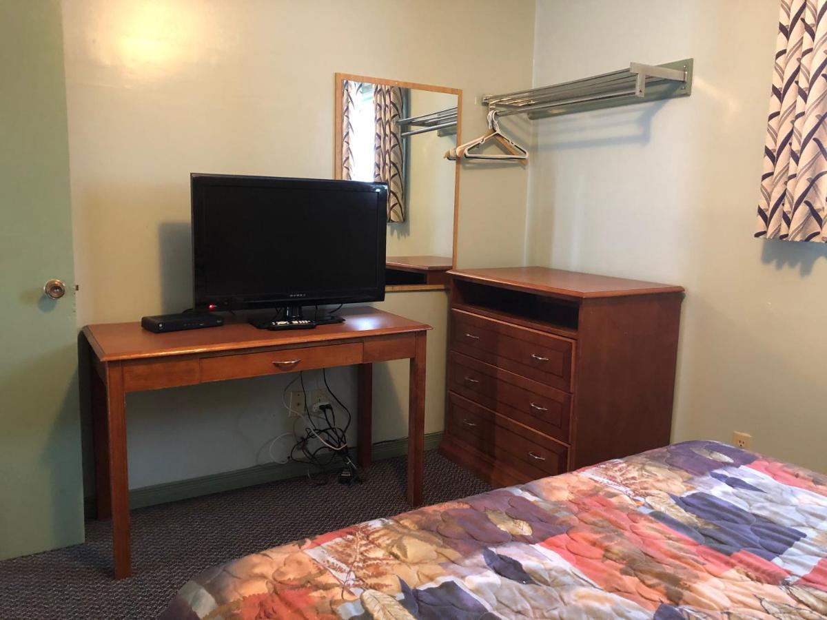 Chimo Motel Cochrane Kültér fotó