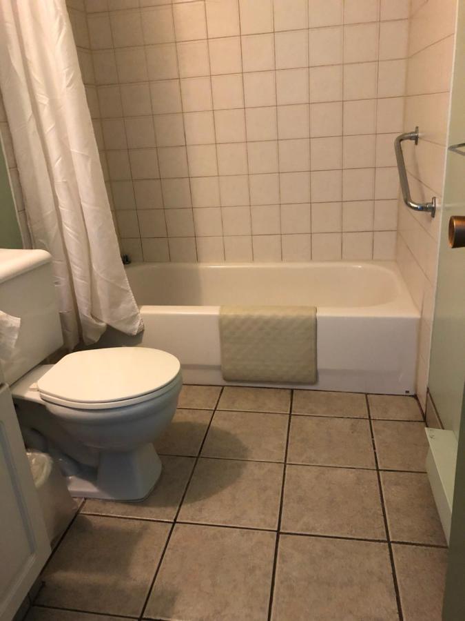 Chimo Motel Cochrane Kültér fotó