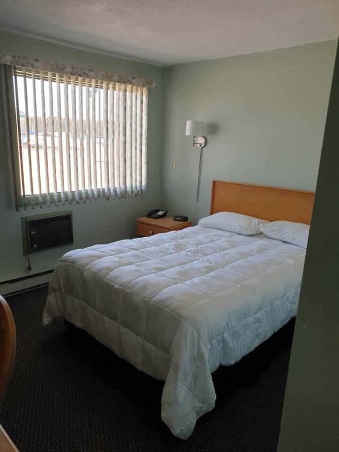 Chimo Motel Cochrane Kültér fotó